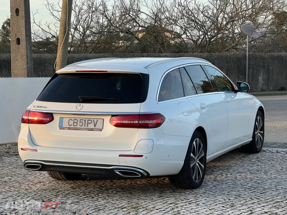 Mercedes-Benz E 300 E 300de T 9G-TRONIC Avantgarde