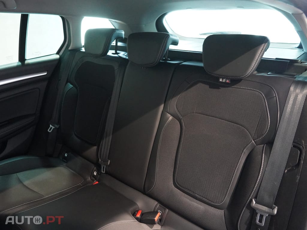 Renault Mégane Sport Tourer 1.5 Blue dCi Intens