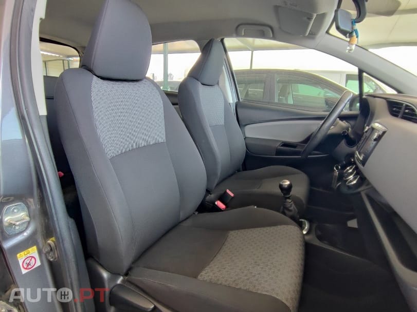 Toyota Yaris 1.33 VVT-i Comfort