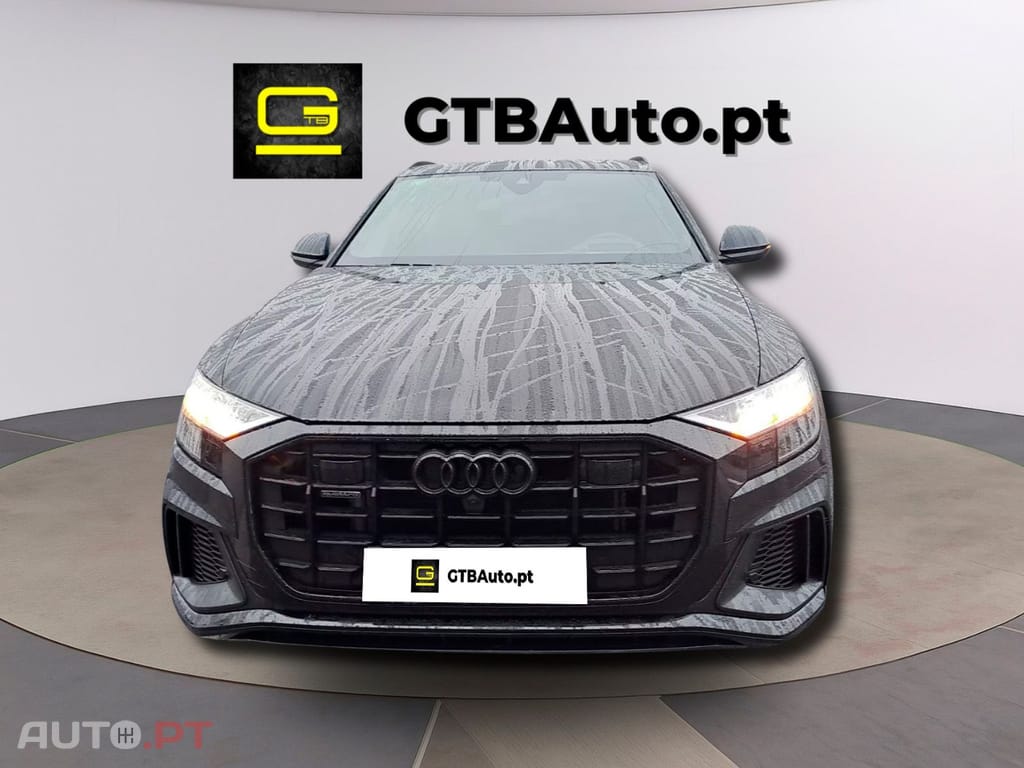 Audi Q8 55 TFSIe quattro S-Line 