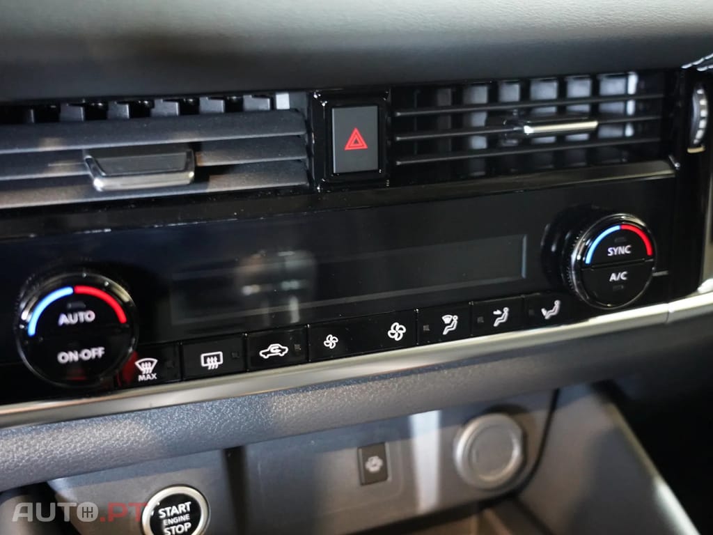 Nissan Qashqai 1.3 DIG-T N-Connecta LED+TT+SKY