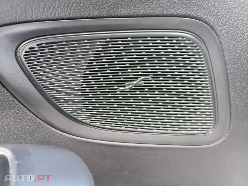 Mercedes-Benz C 300 e T 9G-TRONIC Avantgarde