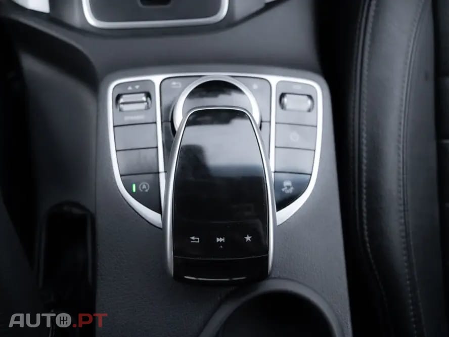 Mercedes-Benz X d Power 4-Matic
