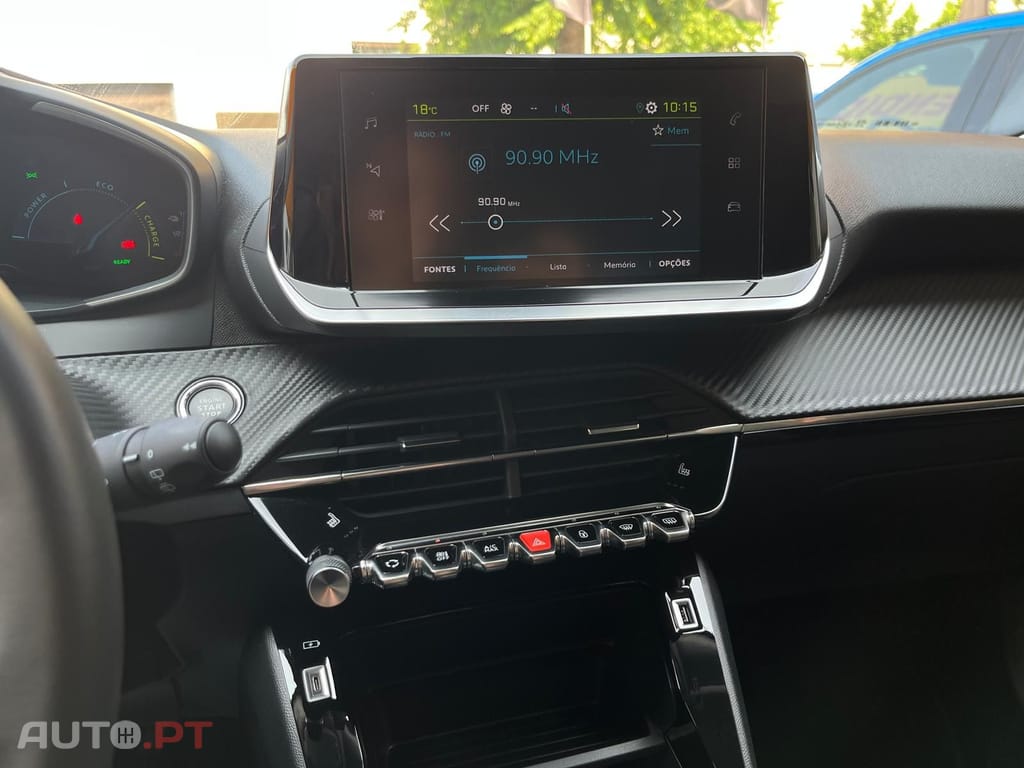 Peugeot E-2008 I.V.A DEDUTÍVEL Active