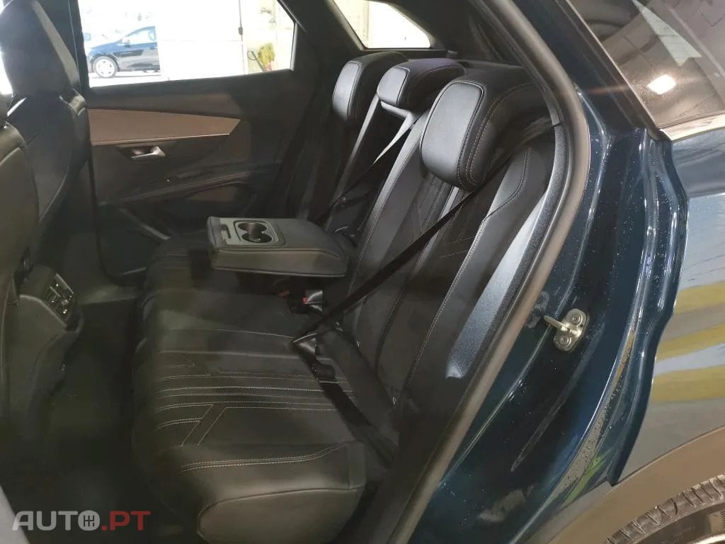 Peugeot 3008 1.5 BlueHDi GT EAT8