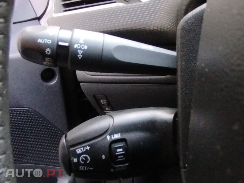 Peugeot 2008 1.2 PureTech Style