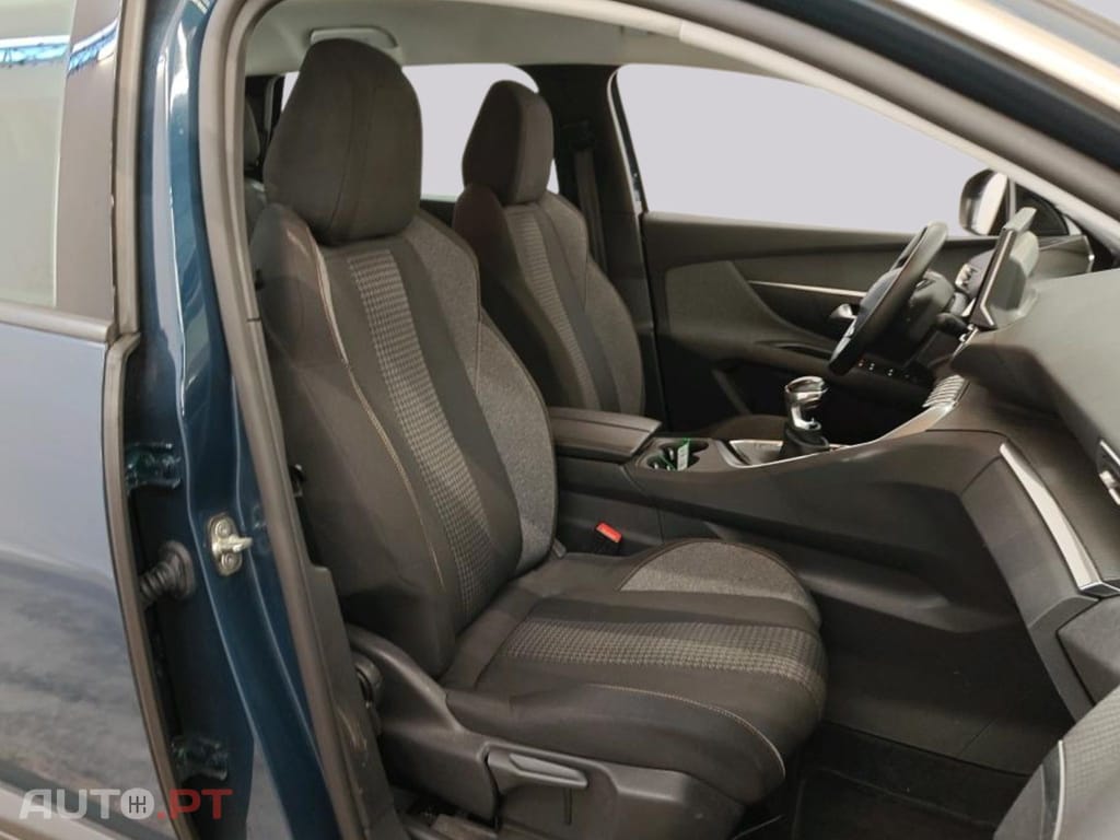 Peugeot 5008 Active