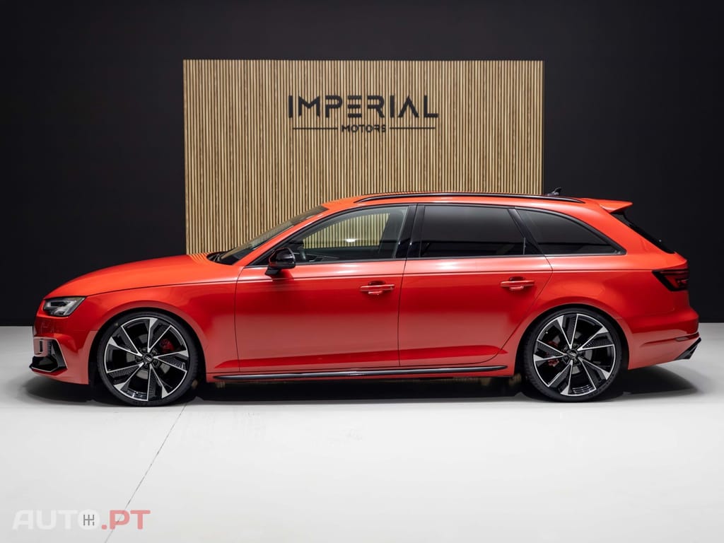 Audi A4 Avant 2.0 TDI Look RS4