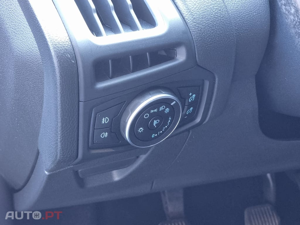 Ford Focus 1.5 TDCi EcoBlue Titanium