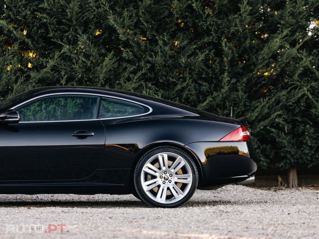 Jaguar XK XKR 5.0 V8