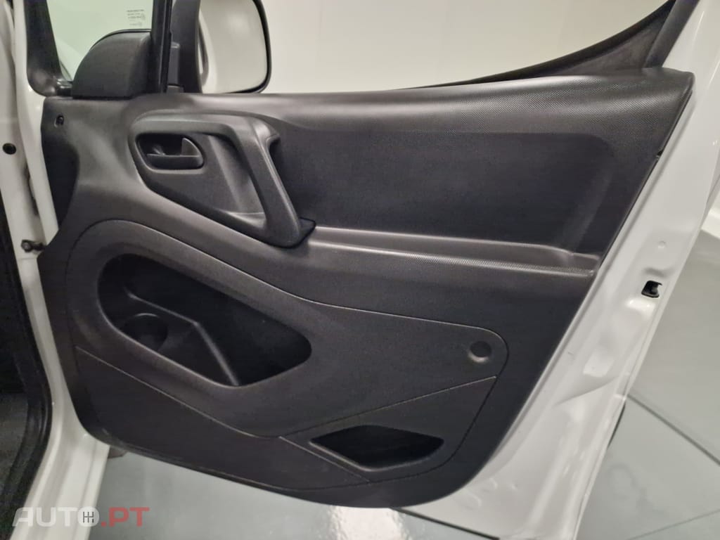 Peugeot Partner 1.6 BlueHDi L1 Premium 3L