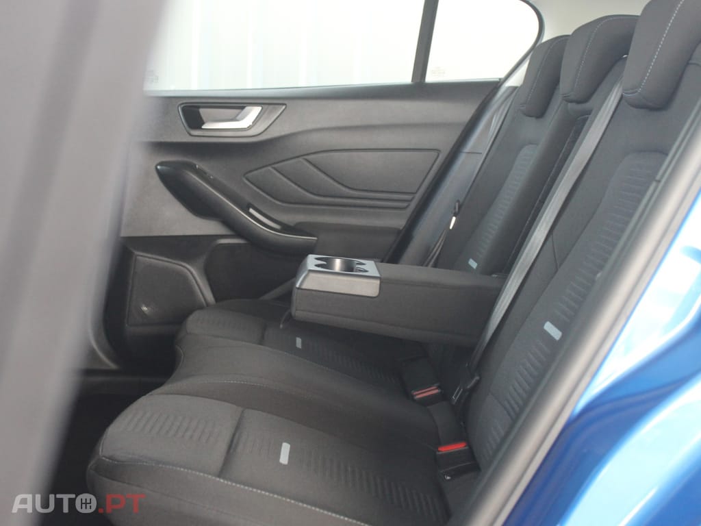 Ford Focus 1.0 EcoBoost MHEV Active X