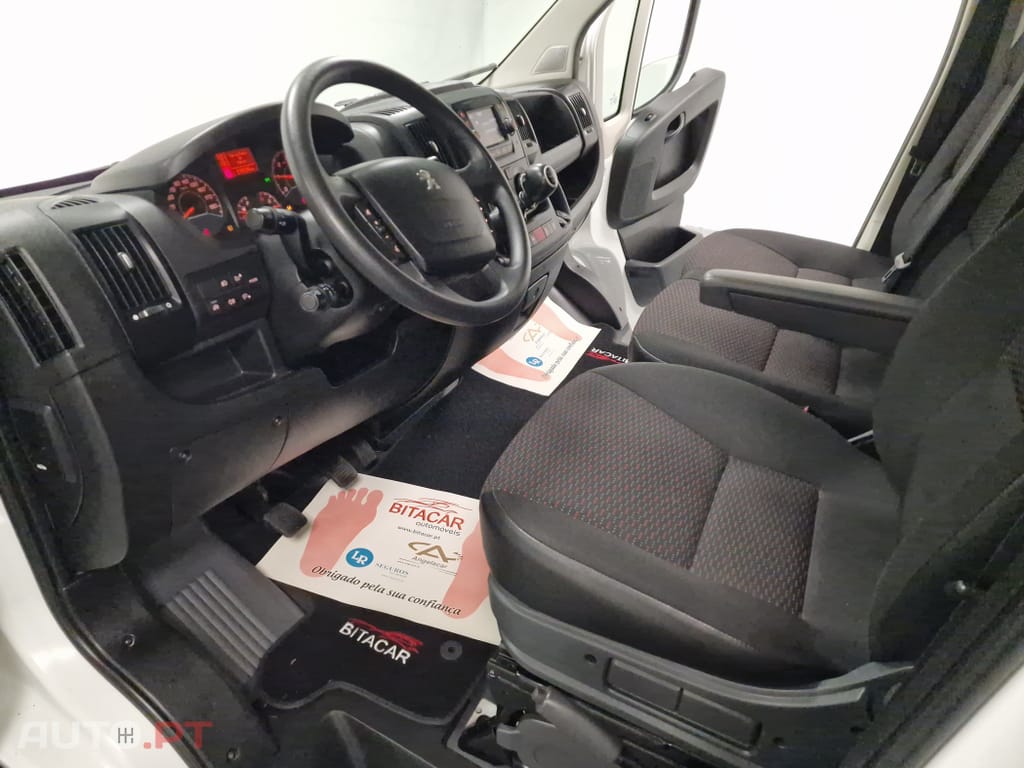 Peugeot Boxer 2.2 BlueHDi 335 L2H2 Pro GPS CAM. TRASEIRA IVA DEDUTIVEL
