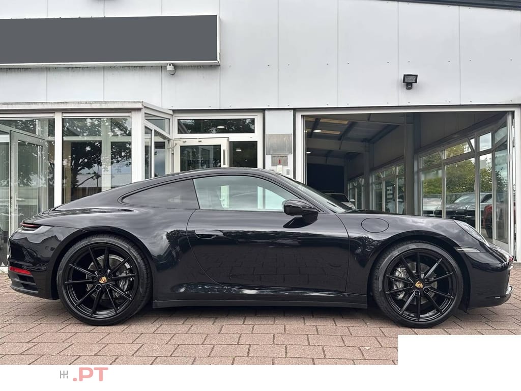 Porsche 992 CoupÃ©