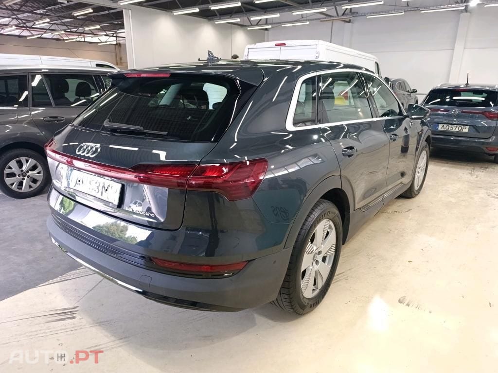 Audi E-Tron 55 quattro