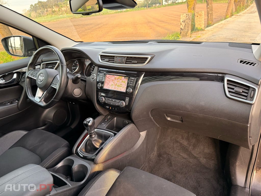 Nissan Qashqai 1.3 DIG-T N-Connecta