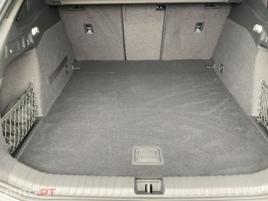 Audi A6 Avant I.V.A DEDUTIVEL e-tron 55 