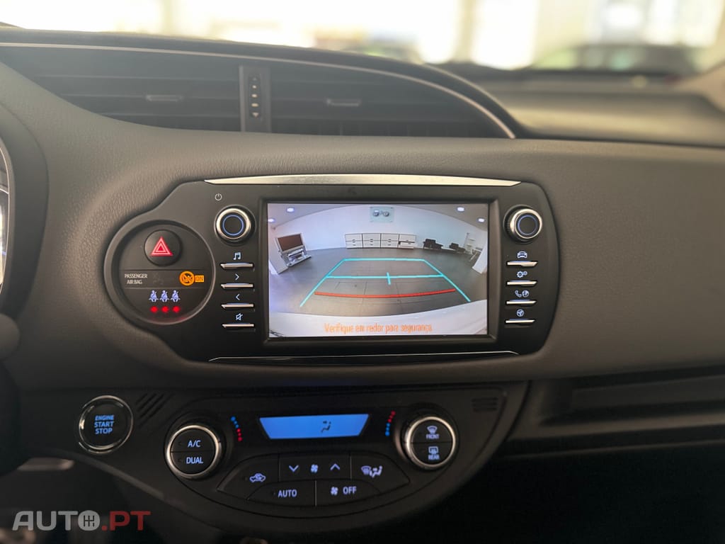 Toyota Yaris 1.5 VVT-i Exclusive+Pack Luxury