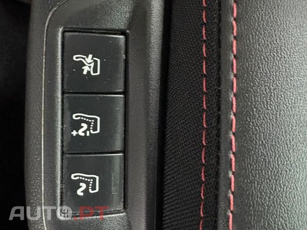 Peugeot 308 PureTech 130 EAT8 GT