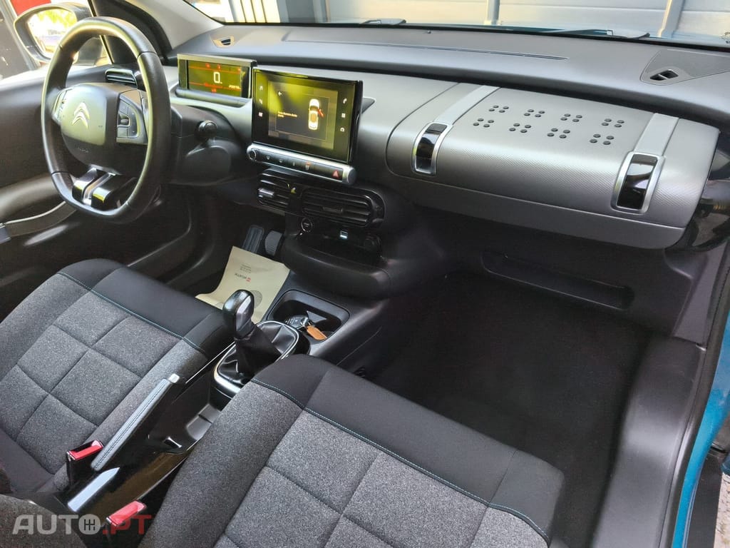 Citroen C4 Cactus 1.6 BlueHDi Shine