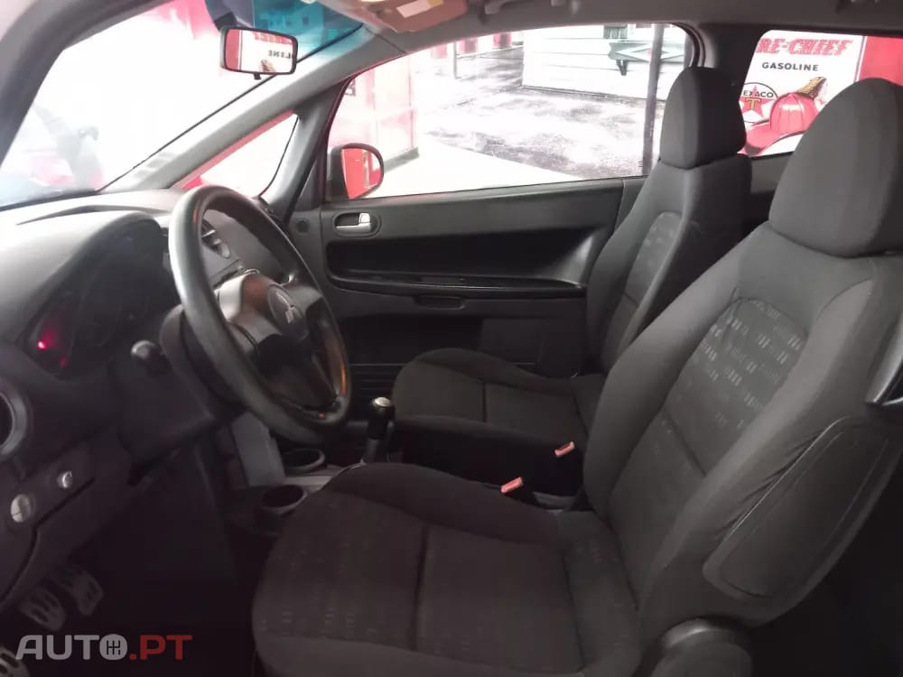 Mitsubishi Colt 1.1 Base