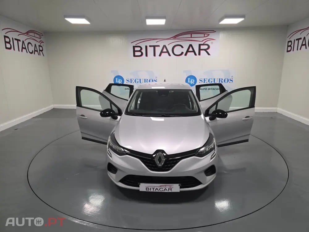 Renault Clio 1.0 TCe Evolution — fotografia 39