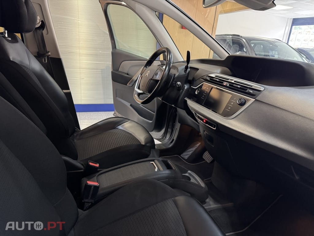 Citroen C4 SpaceTourer 1.5 BlueHDi Shine EAT8