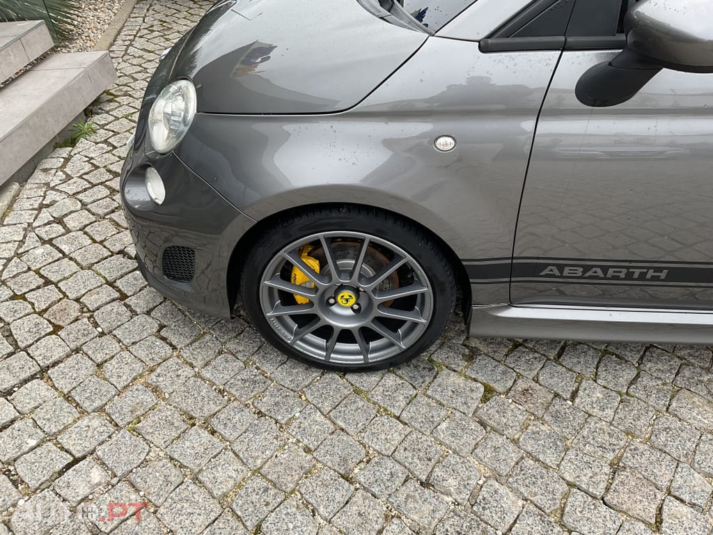 Abarth 500C 1.4 T-Jet Competizione MTA