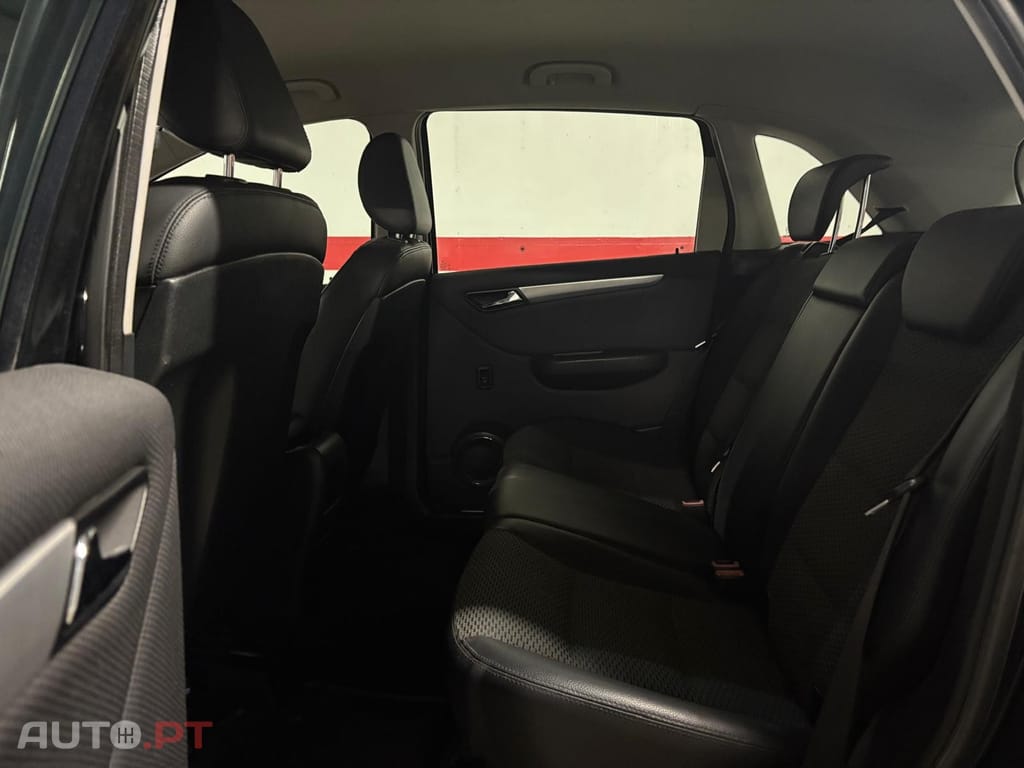 Mercedes-Benz B 200 CDi