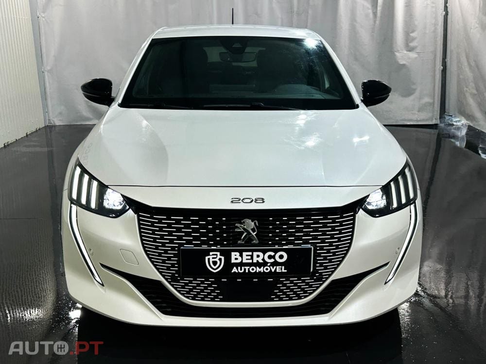 Peugeot E-208 50 kWh GT Pack