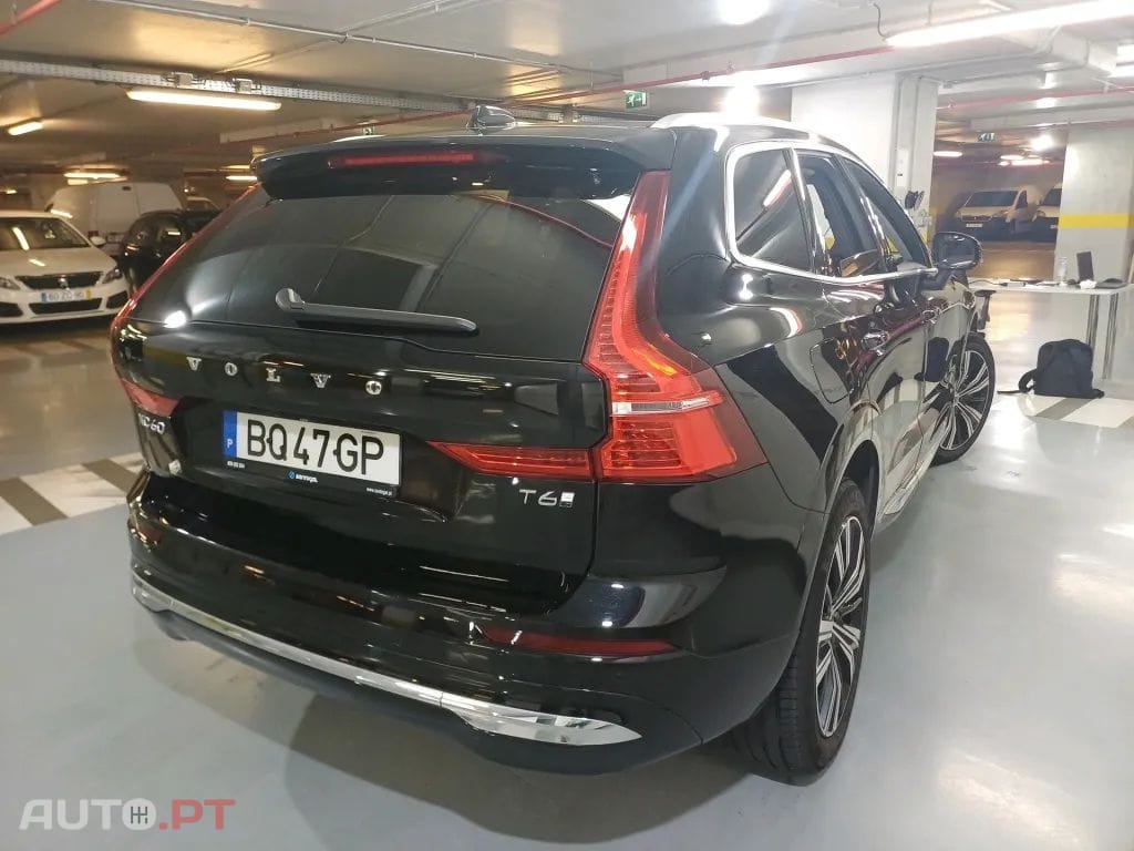 Volvo XC60 2.0 T6 PHEV Plus Bright AWD