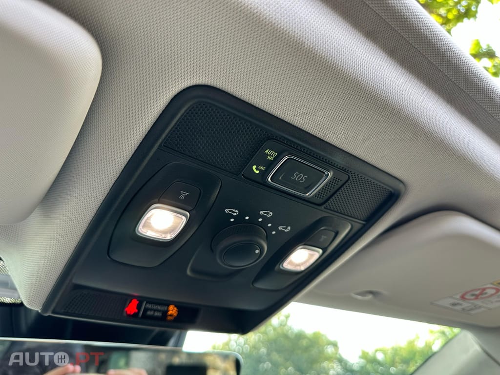 Renault Captur 1.6 E-Tech Plug-In Initiale Paris