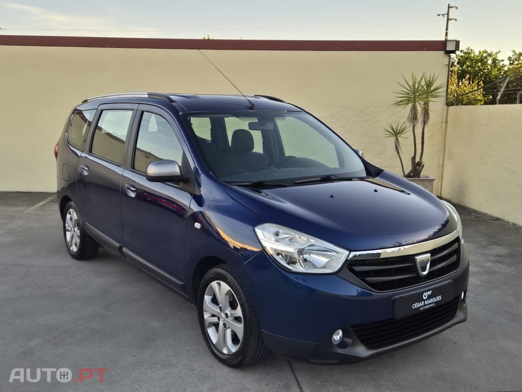 Dacia Lodgy 1.5 dCi SL 10 Anos 7L