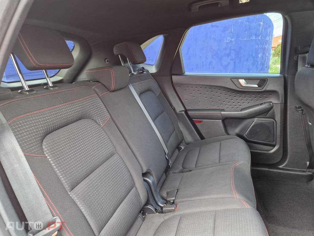 Ford Kuga 2.5 PHEV ST-Line