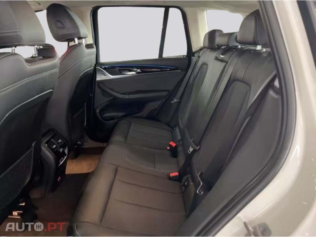 BMW X3 xDrive 30e A X-Line 20 I.V.A DEDUTÍVEL 