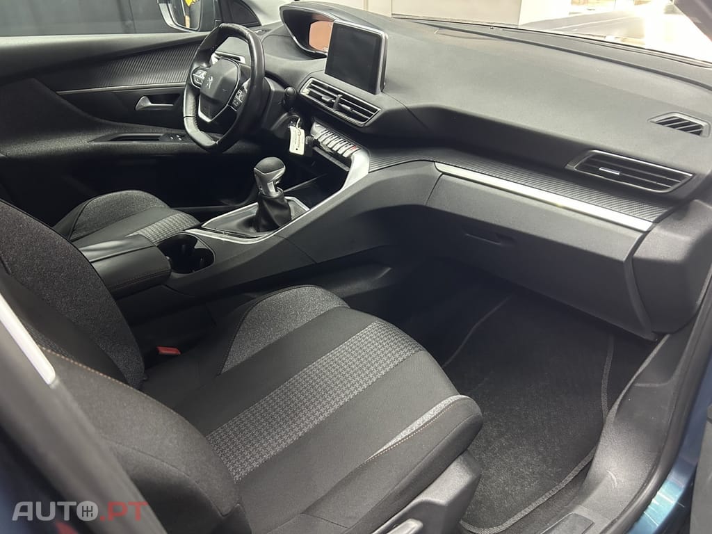 Peugeot 5008 1.2 PureTech Active