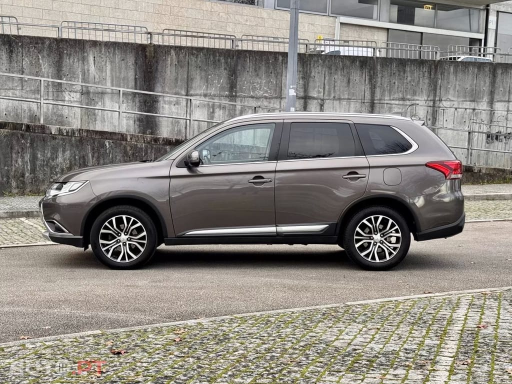 Mitsubishi Outlander 2.2 DI-D Intense