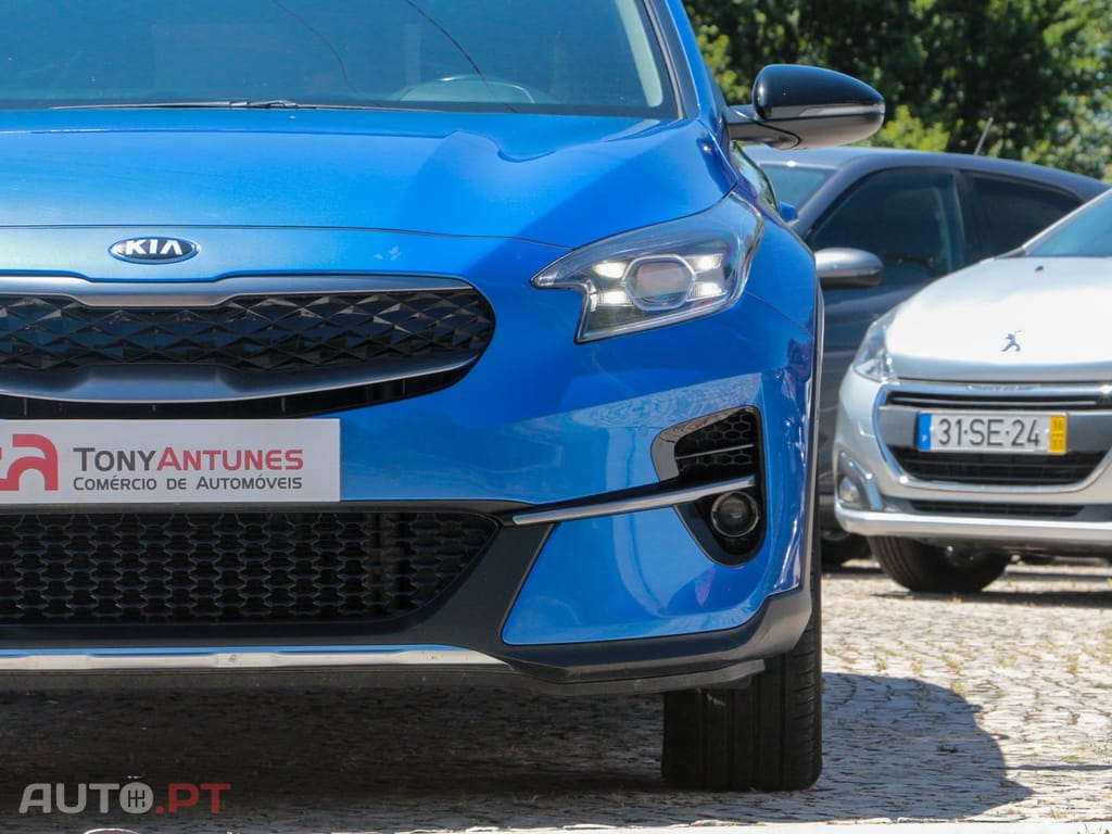 Kia Xceed 1.6 GDi PHEV First Edition+SRF