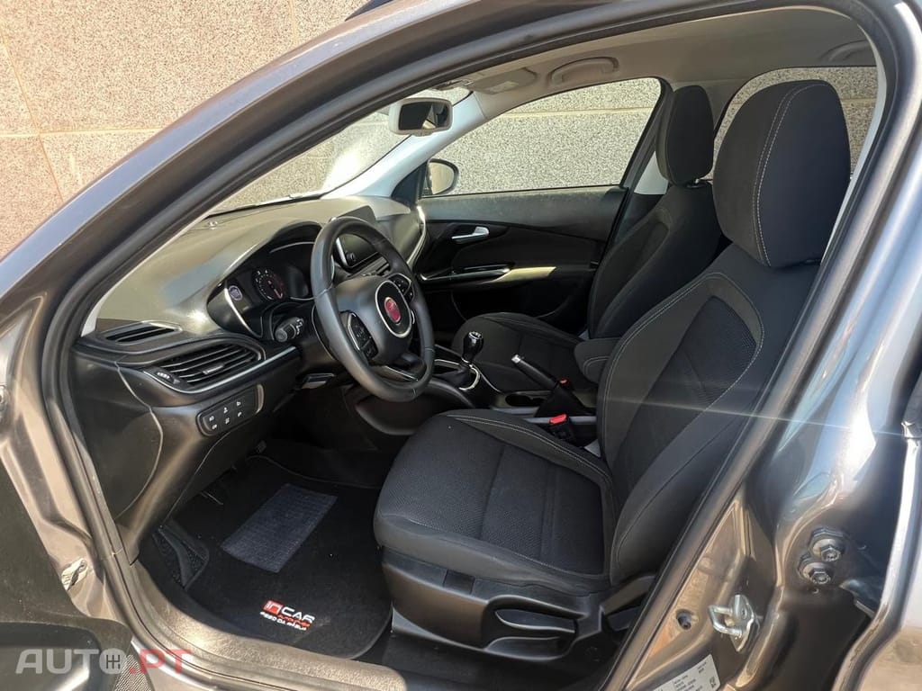 Fiat Tipo 1.3 M-Jet Lounge