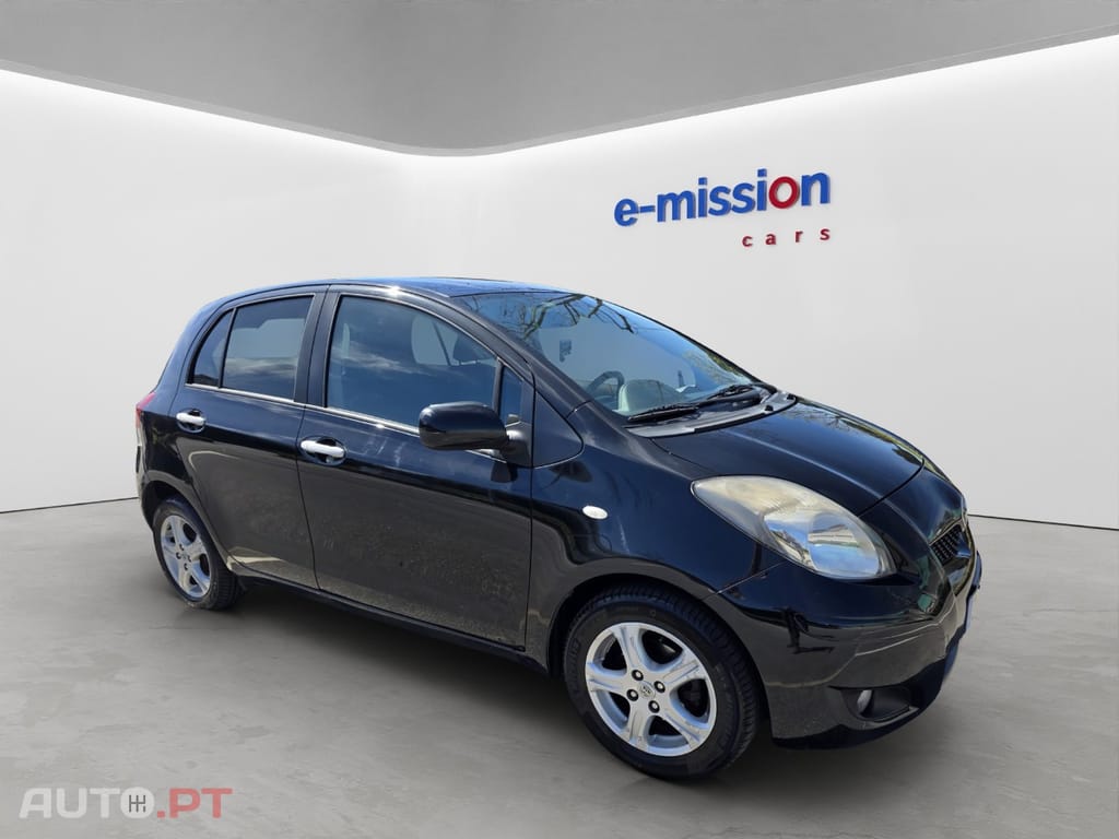 Toyota Yaris 1.4 D-4D — fotografia 5