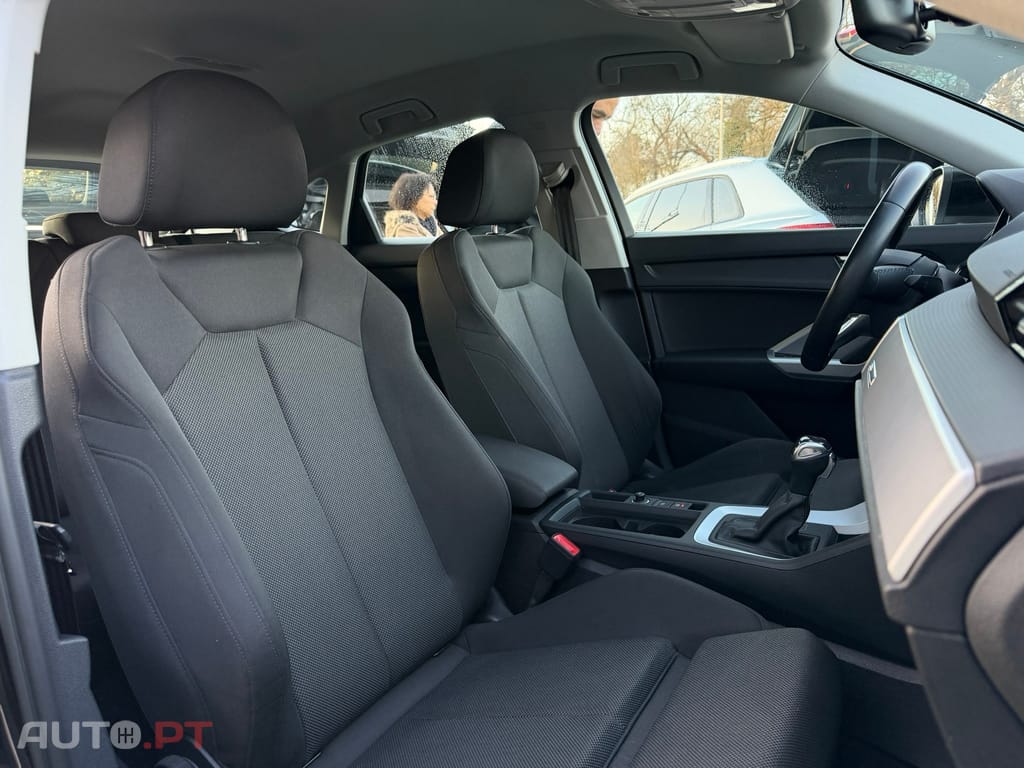 Audi Q3 35 TDI S tronic