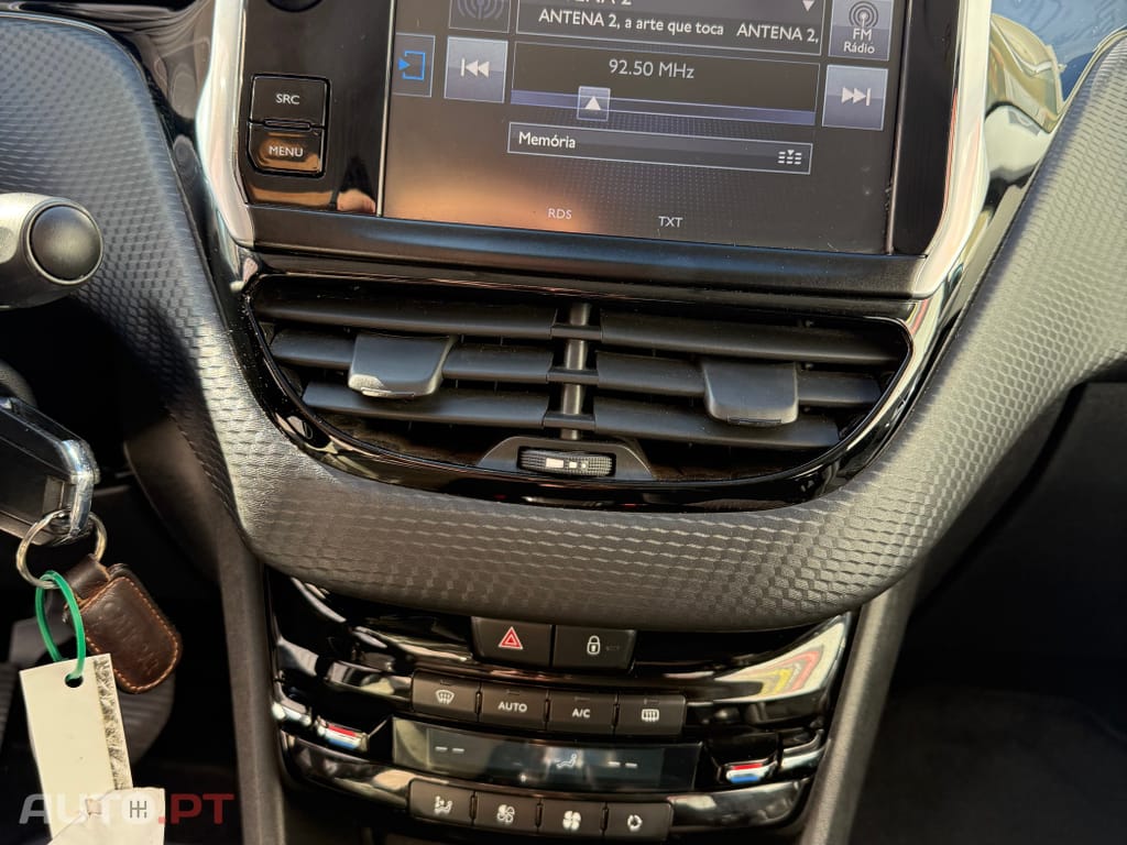 Peugeot 2008 1.6 BlueHDi Active