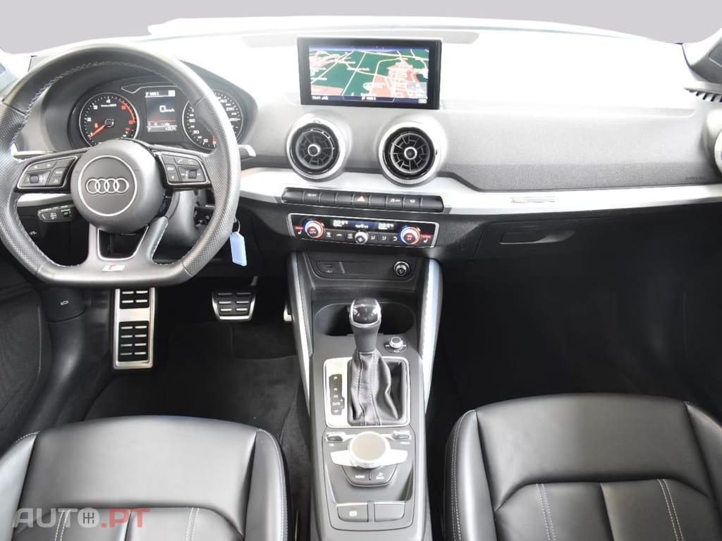 Audi Q2 I.V.A DEDUTÍVEL 30TDI S-tronic SLine