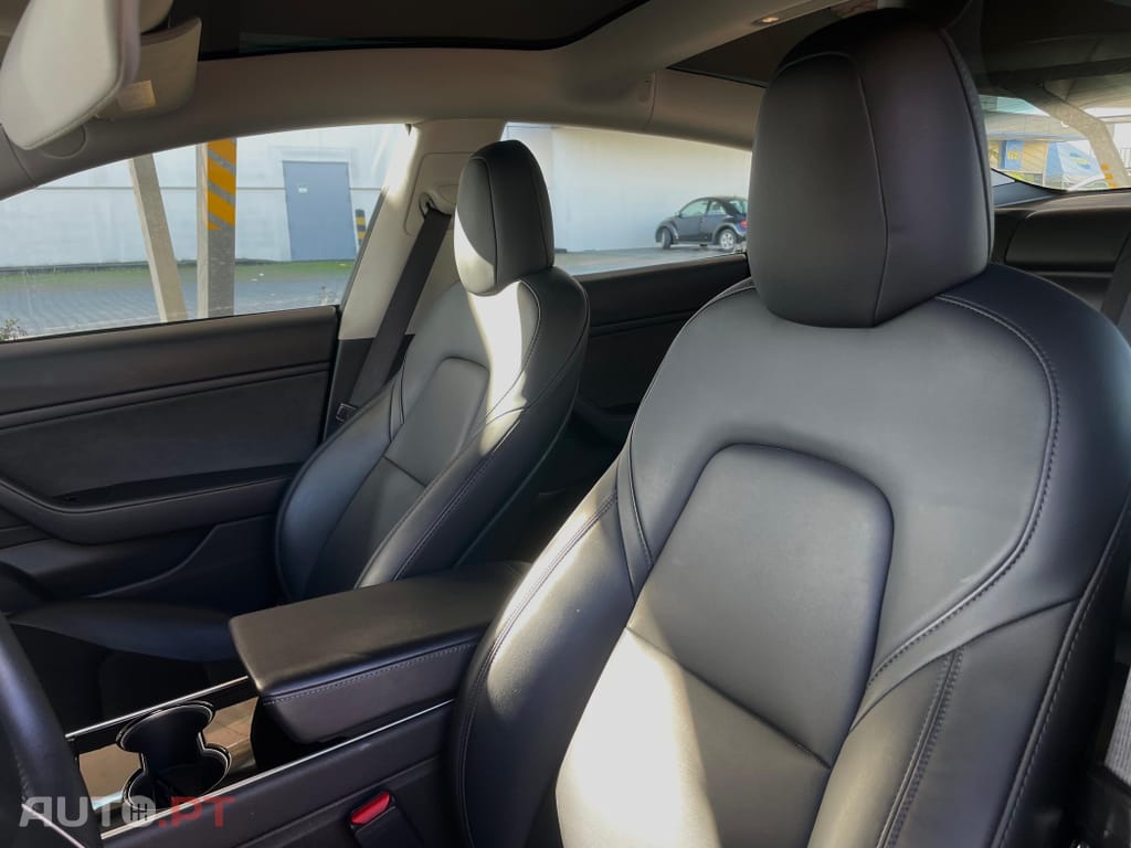 Tesla Model 3 Long-Range Dual Motor AWD