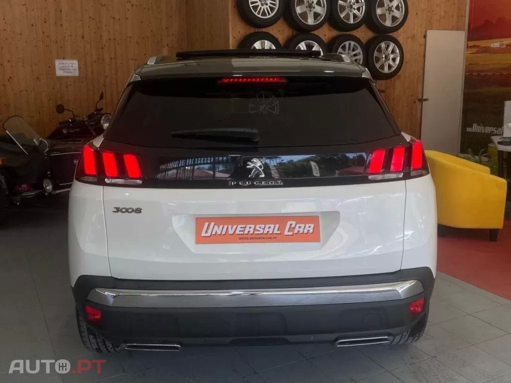 Peugeot 3008 1.2 PureTech Allure