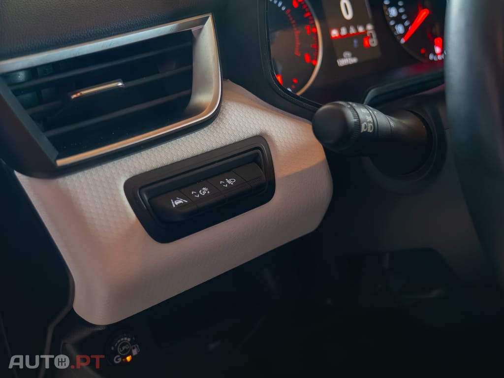 Renault Clio 1.0 TCe Techno Bi-Fuel