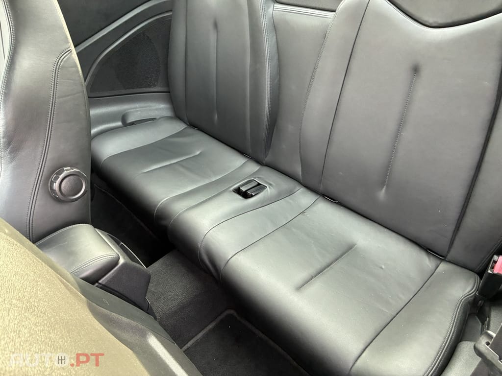Peugeot RCZ 2.0 HDi 130g