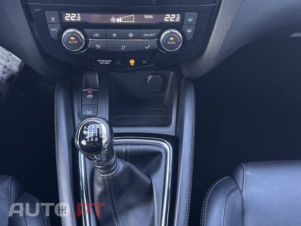 Nissan Qashqai 1.2 DIG-T Tekna Premium Bose