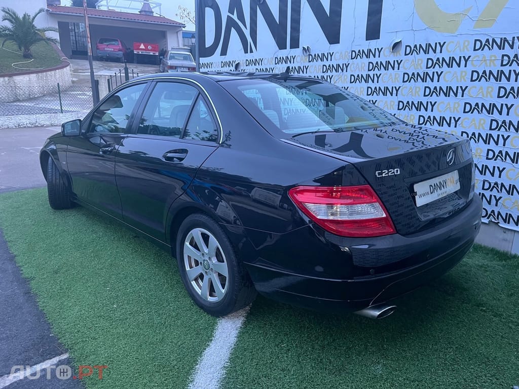 Mercedes-Benz C 220 blue efficient