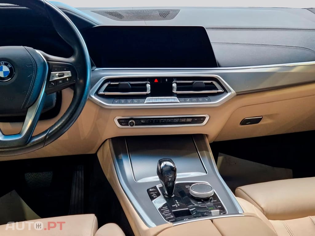 BMW X5 I.V.A DEDUTIVEL xDrive45e 
